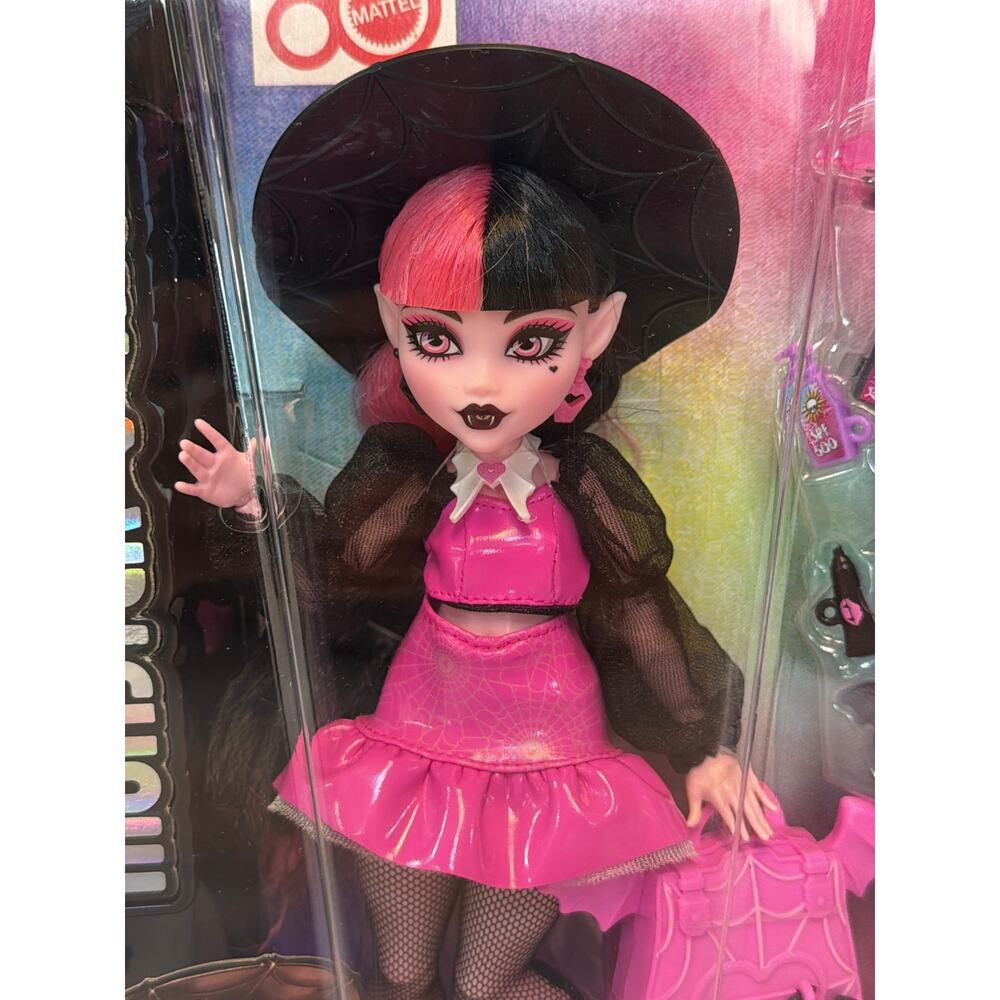 Monster High Draculaura Fashion Doll with Pet Count Fabulous and Accessories New - Picture 6 of 6